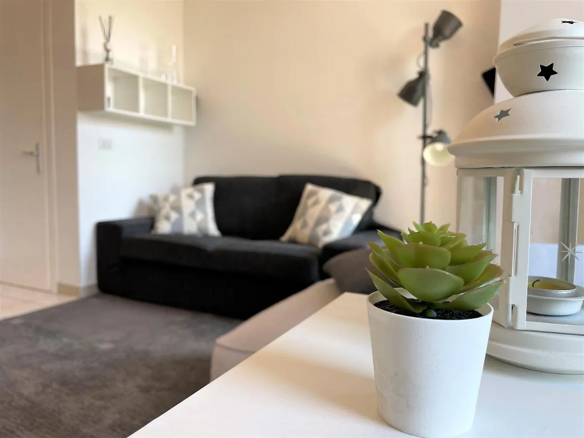 Baggio Boutique Apartment - Affitti Brevi Italia Milan 0*,  Italy