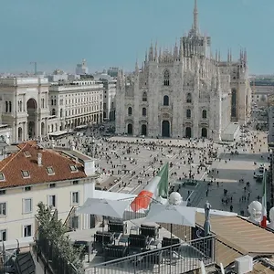 Prestige Boutique - Piazza Duomo View Milaan